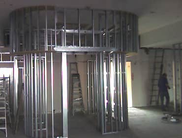 Everett Stuntz Duxiana