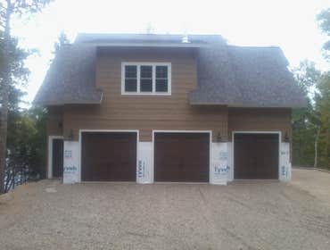 Log Home Carpentry and Restoration Along with window installation, insulation, and weatherization. Bathroom and kitchen remodels and
Custom built deck