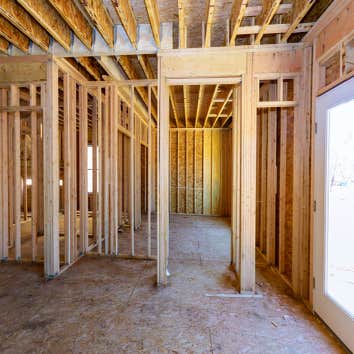 Bark & Build Builders