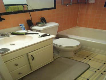 Bath Remodel (Before)