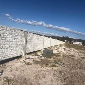 Signature Privacy Walls of Florida