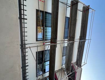 Replastering and New Windows Installation at Briarwood Complex Community Our expert team has rejuvenated the Briarwood Complex with meticulous replaste
