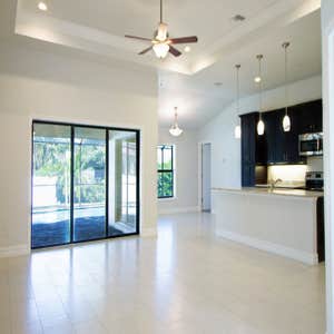 2801 Gleason Pkwy, The Beachcomber