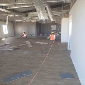 Valenzuela Flooring LLC