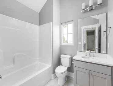 Downtown/Move-In Ready Home 2