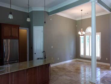 VARNADO BUILDERS CUSTOM
