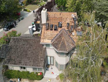 Photos by Barak Builders Group Inc #1 Roofing
Landscape
Kitchen