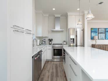 BEACH HOUSE [reno]