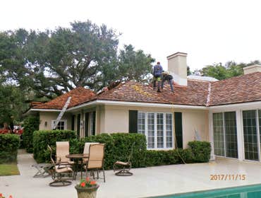 Photos