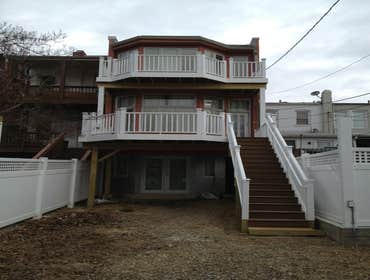 Vinyl Deck + Fence