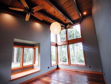 MOUNTAIN HOUSE