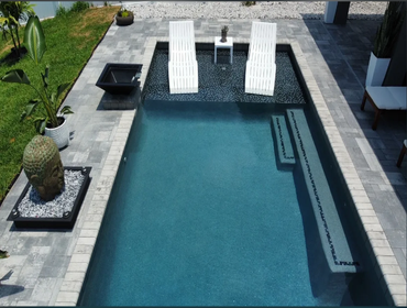 Custom Pools and Spa