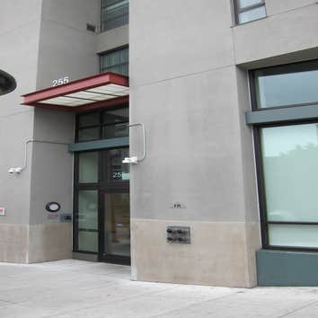 Broadway Apartments