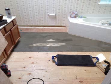 Royersford bathroom remodel This homeowner wanted to update their existing master bathroom with a new tile floor and walk in tile shower.
We use only S
