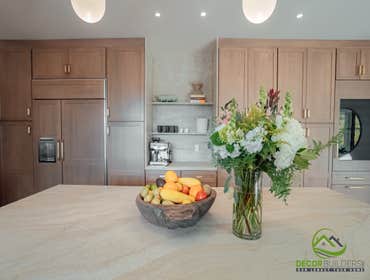 Kitchen Remodel, Hillsborough, CA Immerse Yourself in Luxury: Experience the perfect blend of functionality and elegance with our customized designs th