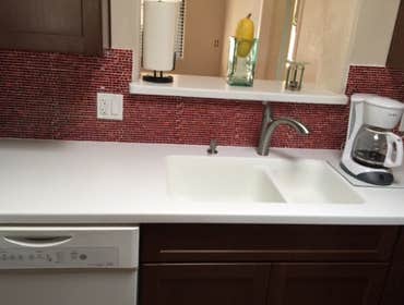 Kitchen backsplash