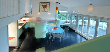 Jet City Ballard Kitchen