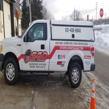 Superior Garage Door Repair - Eden Prairie