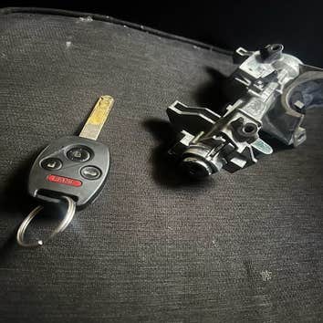 Keys & Pins Locksmith