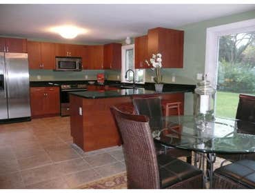 Contemporary kitchen