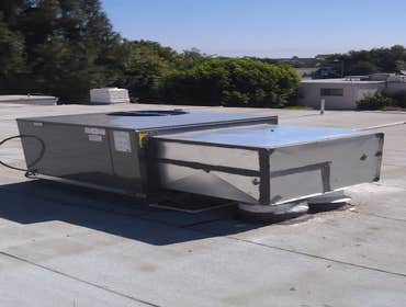 Project photos from Summit Aire These are some of the projects we have done, ranging from residential to commercial ... basic to custom installs ...
I