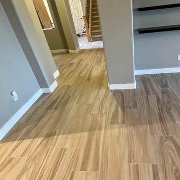 Zona Floors LLC