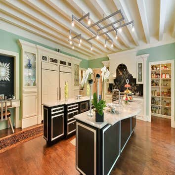Transitional Kitchen