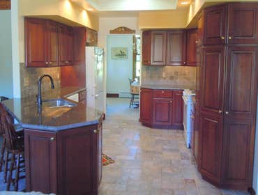 Works by Eos Granite And Tile