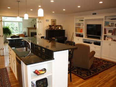 Rockville 2 level island