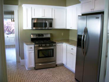 Clackamas St Complete whole home remodel of classic Portland home. Kitchen and both bathrooms were complete tear outs, and rebuilt. Unfinished basement