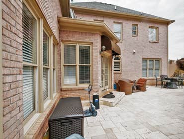 Cedar Beautiful suburban home located in Alpharetta Georgia completed in 2001 by US Legacy's New Construction Department. We love the intricate #brick 