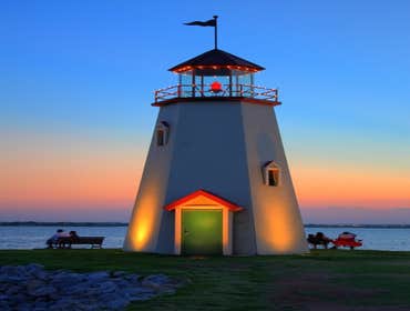 Lighthouse at Lake Hefner