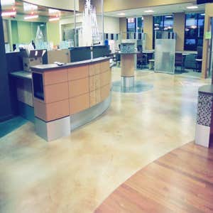 Liquidtile Stonetop System This system is designed to create a variegated surface texture similar to natural slate. It is applied at 1/8" to 1/4"...
