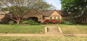 New look for Hollywood Avenue bungalow