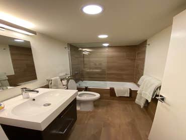 421 Hudson St, New York, NY 10014