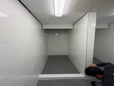 Shelter showers