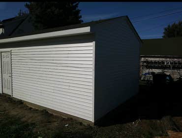 Amici Garages