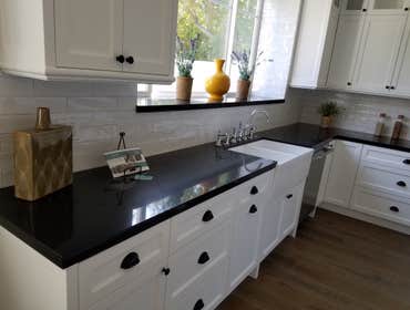 Photos from EZ Builders new kitchen from A to Z, see pictures to see our end product and pay attention to the details.