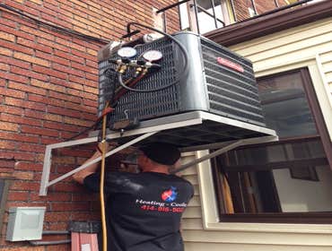 Wall mounted A/C