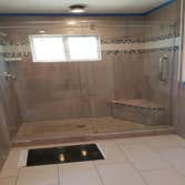 Skyline Shower w/ SlidingPanel