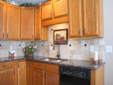 Works by Eos Granite And Tile
