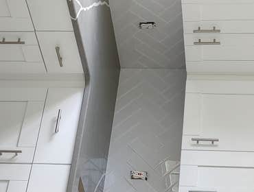BACK SPLASH/ COUNTERTOP