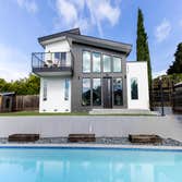 Burton Builders LLC