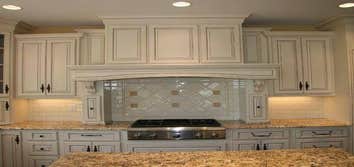 Kitchen w/Feature Backsplash