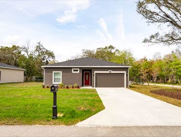 New Build 1745 Sqft
2 Car Garage
3Beds
2.5Baths