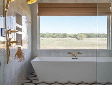 Robb master shower
