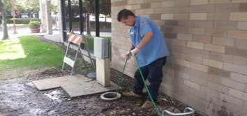 Hydro jetting a restuarant