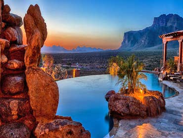 No Limit Pools & Spas No Limit Pools is a family owned and operated business specializing in building and remodeling custom swimming pools in Arizona. 