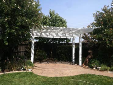 Duralum Patio Cover DURALUM performs like real wood can't and
unlike real wood, DURALUM shade structures
will not burn, attract termites, crack, peel