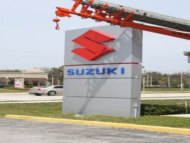 Suzuki sign install